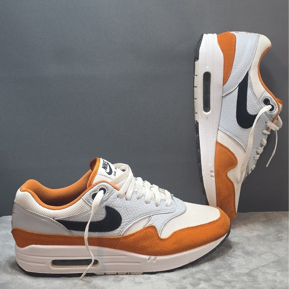 Size 9.5 - Nike Air Max 1 Monarch